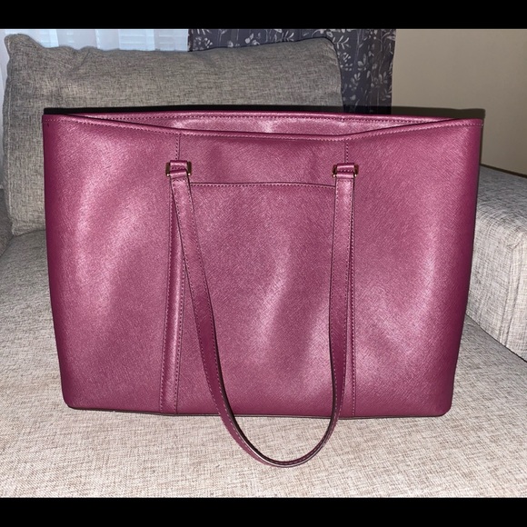 Michael Kors Purse - Picture 6 of 7